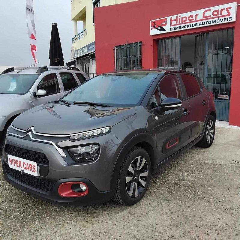 Cinzento Usado 2021 Citroën C3 PureTech Citadino | € 11.900 (Preço justo) - Imagem 1/4