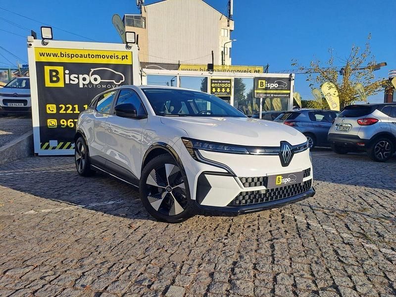 Branco Usado 2023 Renault Mégane Equilibre SUV | € 23.997 (Bom preço) - Imagem 1/4