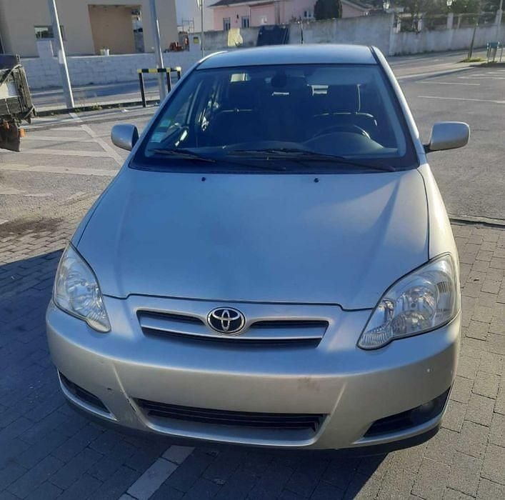 Usado 2004 Toyota Corolla Sedan | € 4.500 (Bom preço) - Imagem 1/4