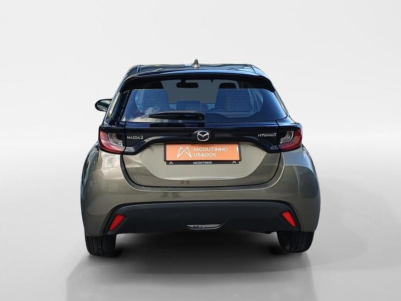 Usado Mazda 2 116 HP (85 kW) 2024 Verde Citadino