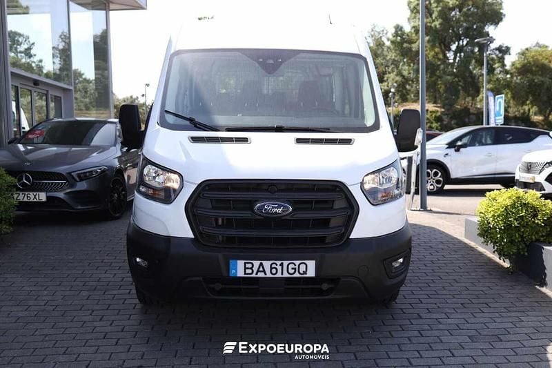 Usado Ford Transit 130 HP (95 kW) 2023 Branco Sedan