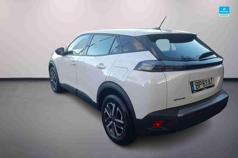 Usado Peugeot 2008 Style 102 HP (75 kW) 2024 Branco SUV