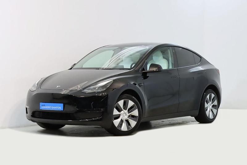 Preto Usado 2024 Tesla Model Y SUV | € 41.900 (Preço justo) - Imagem 1/4