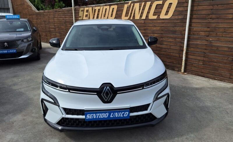 Branco Usado 2022 Renault Mégane | € 24.980 (Preço justo) - Imagem 1/4