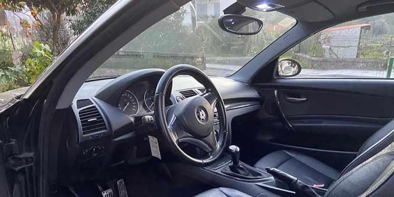 Usado BMW 123 204 HP (150 kW) 2008 Preto Citadino