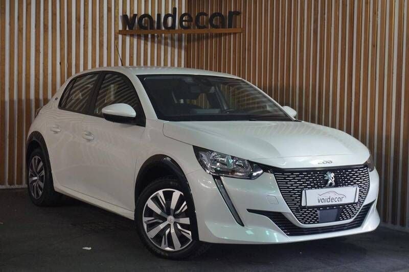 Branco Usado 2020 Peugeot e-208 Active Citadino | € 15.990 (Bom preço) - Imagem 1/4