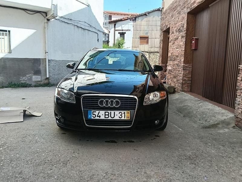 Usado 2006 Audi A4 Sedan | € 5.000 (Super Preço) - Imagem 1/3