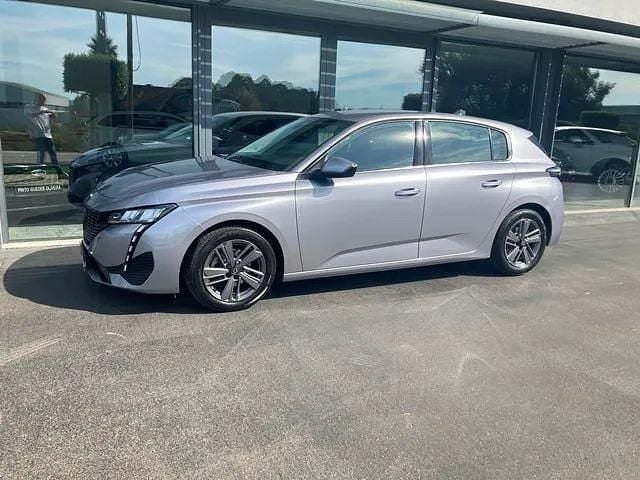 Usado Peugeot 308 130 HP (95 kW) 2023 Cinzento