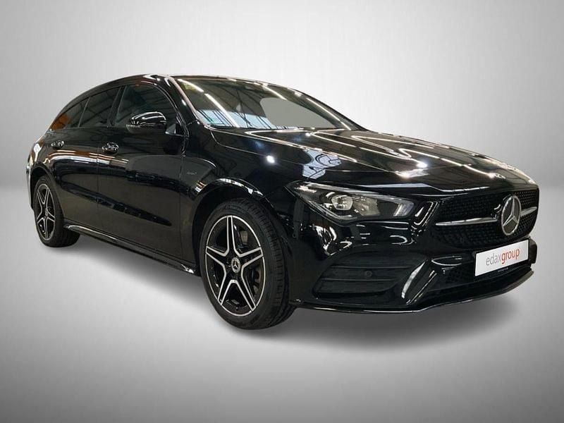 Preto Usado 2020 Mercedes CLA250 Shooting Brake AMG line Carrinha | € 28.990 - Imagem 1/4
