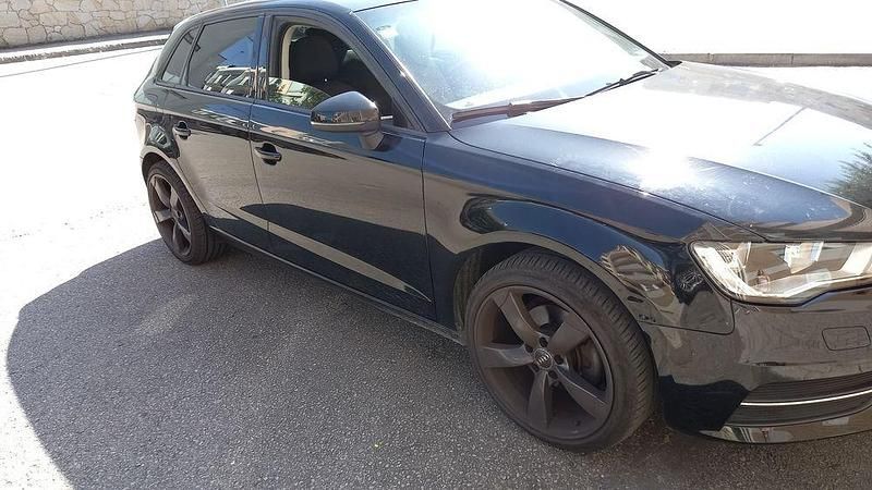 Usado 2013 Audi A3 S-Line Sedan | € 15.100 (Caro) - Imagem 1/4
