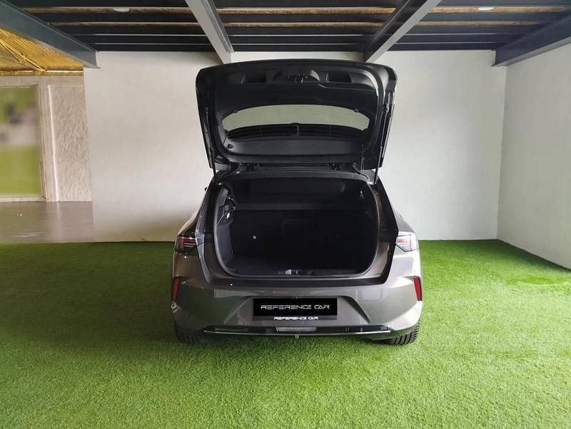 Usado Opel Astra 181 HP (133 kW) 2023 Cinzento