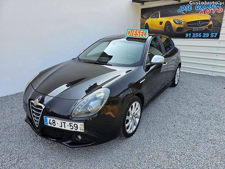 Preto Usado 2010 Alfa Romeo Giulietta Citadino | € 3.250 (Super Preço) - Imagem 1/1