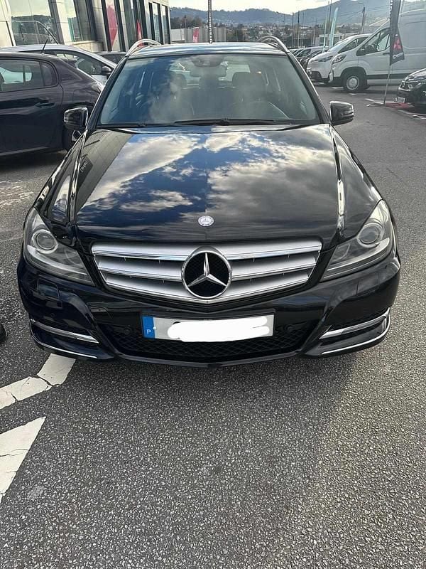 Preto Usado 2011 Mercedes C220 Carrinha | € 10.500 (Bom preço) - Imagem 1/4