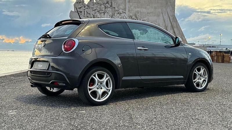 Usado Alfa Romeo MiTo 105 HP (77 kW) 2014 Citadino