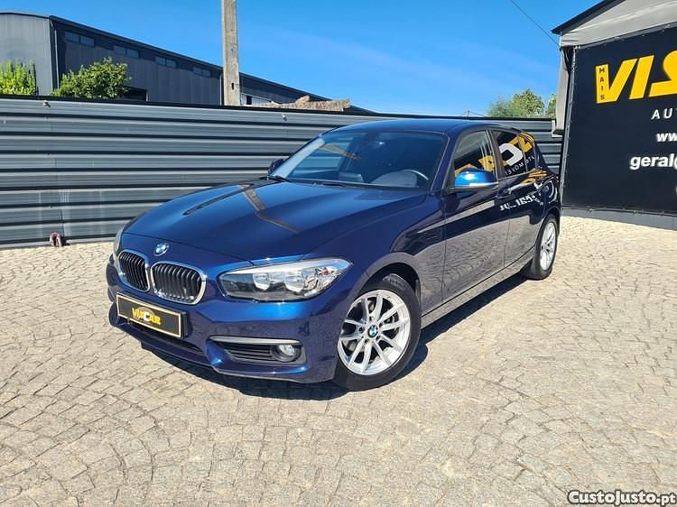 Azul Usado 2017 BMW 116 Advantage Citadino | € 15.790 (Preço justo) - Imagem 1/1