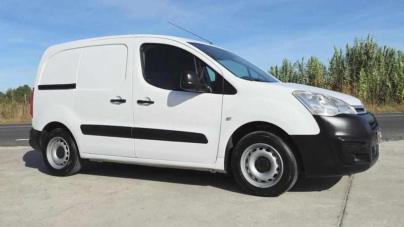 Usado Citroën Berlingo 100 HP (73 kW) 2016 Branco Monovolume