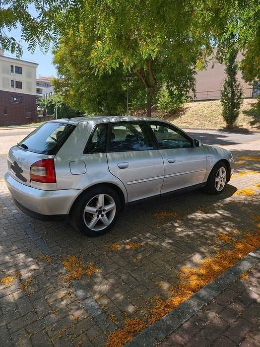 Usado Audi A3 100 HP (73 kW) 2002 Sedan