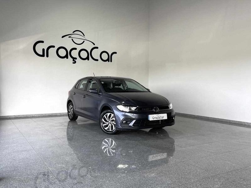 Cinzento metalizado Usado 2022 VW Polo Style Sedan | € 19.900 (Caro) - Imagem 1/4