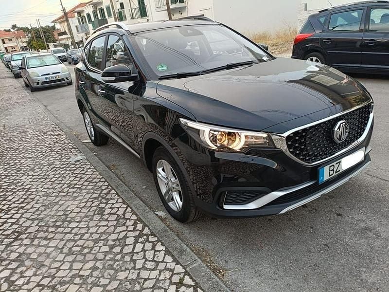 Usado MG ZS Comfort 130 kW (177 HP) 2020 Sedan