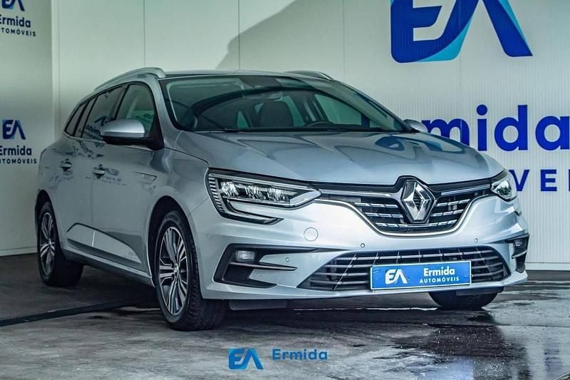 Cinzento Usado 2022 Renault Mégane IV Carrinha | € 16.500 (Preço justo) - Imagem 1/4