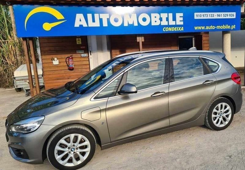 Outra Usado 2016 BMW 225 Active Tourer Sport Line Monovolume | € 18.950 - Imagem 1/4