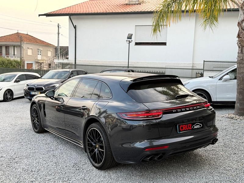 Usado Porsche Panamera 462 HP (339 kW) 2019 Cinza Carrinha