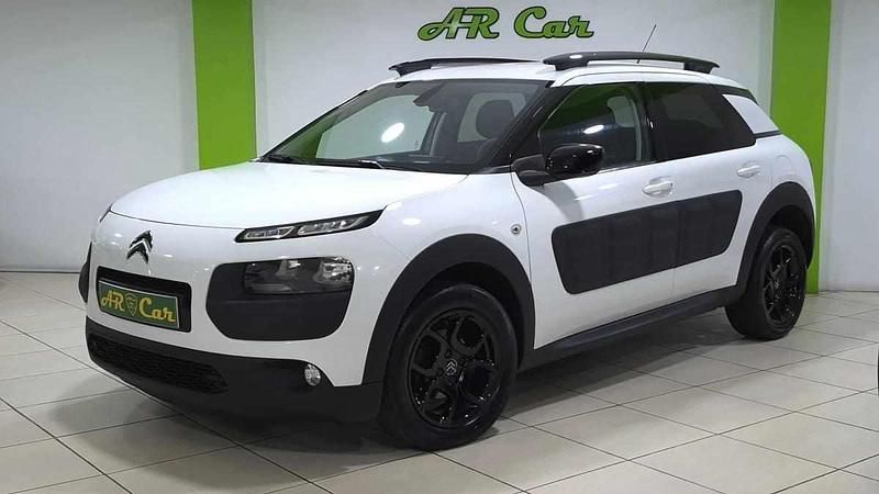 Branco Usado 2016 Citroën C4 Cactus Citadino | € 9.850 (Super Preço) - Imagem 1/4