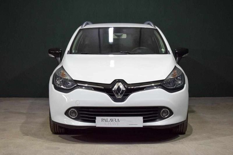 Branco Usado 2013 Renault Clio GrandTour Carrinha | € 9.950 (Preço justo) - Imagem 1/4