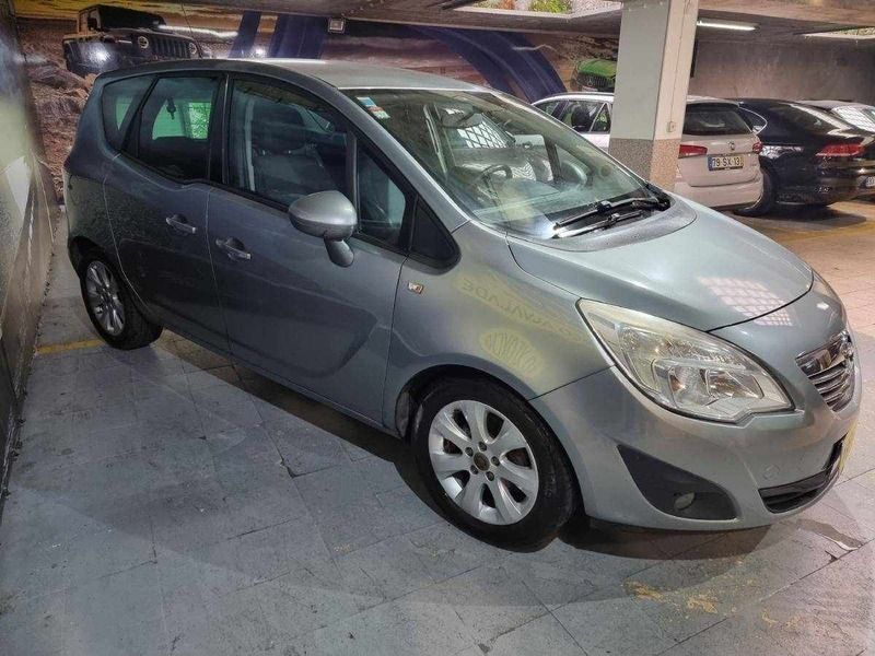 Usado Opel Meriva Enjoy 95 HP (69 kW) 2011 Cinza Monovolume