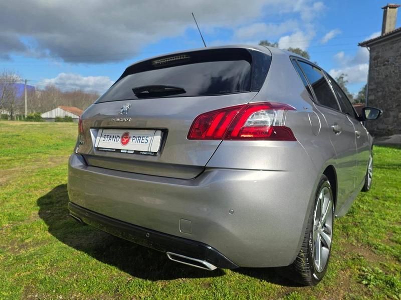 Usado Peugeot 308 Style 110 HP (80 kW) 2017 Cinza