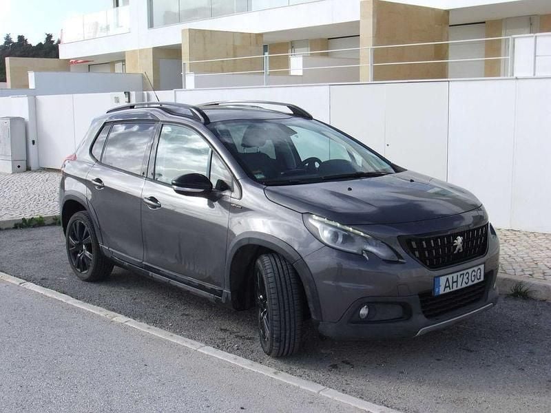 Usado Peugeot 2008 GT-line 120 HP (88 kW) 2017 SUV