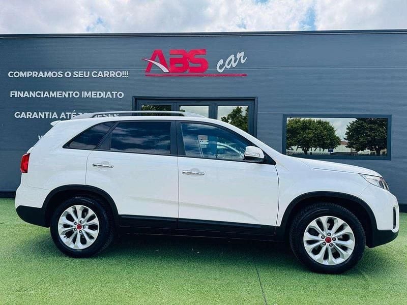 Branco Usado 2015 Kia Sorento SUV | € 16.900 - Imagem 1/4