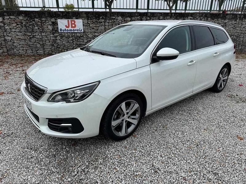 Branco Usado 2017 Peugeot 308 Carrinha | € 12.950 (Preço elevado) - Imagem 1/4