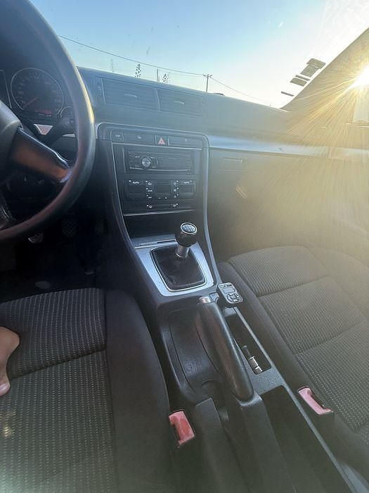 Usado 2005 Audi A4 Sedan | € 4.290 (Super Preço) - Imagem 1/4