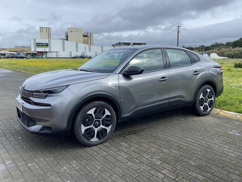 Usado Citroën C4 X 136 HP (100 kW) 2025 Cinza SUV