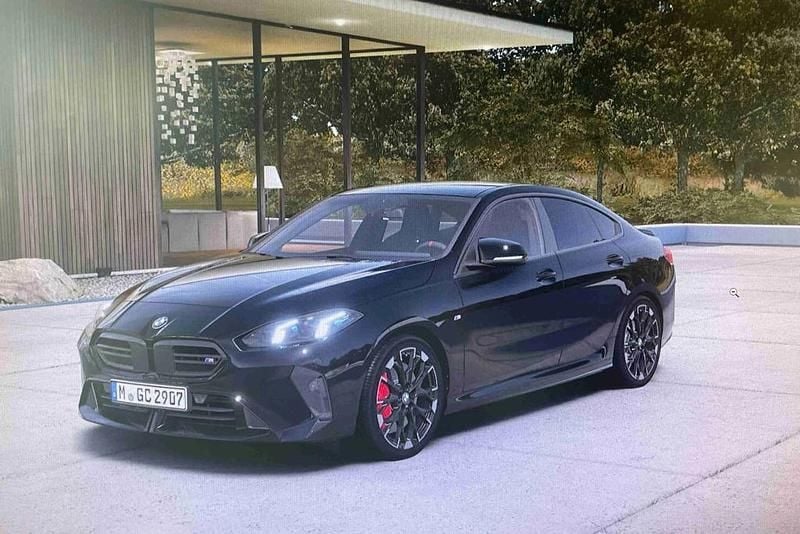 Preto Novo 2025 BMW M235 Performance Coupé | € 63.950 - Imagem 1/4