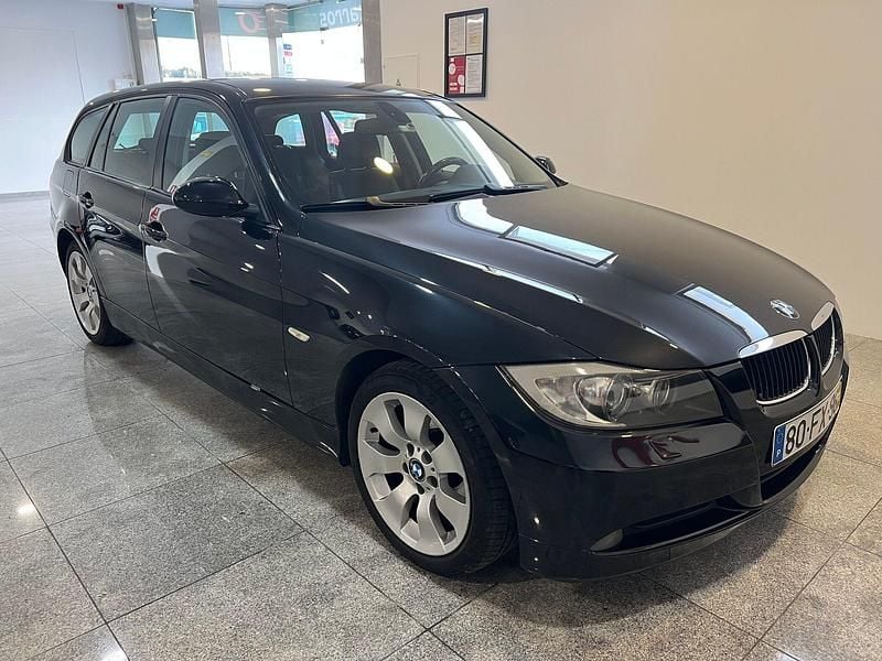 Azul Usado 2008 BMW 320 Carrinha | € 7.300 (Preço justo) - Imagem 1/4
