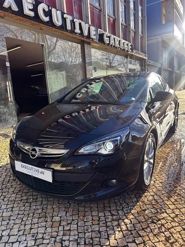 Preto Usado 2013 Opel Astra GTC | € 9.900 - Imagem 1/4