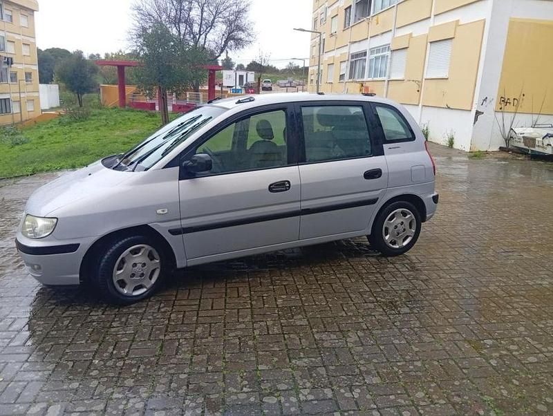 Usado 2001 Hyundai Matrix GLS Monovolume | € 1.250 - Imagem 1/4