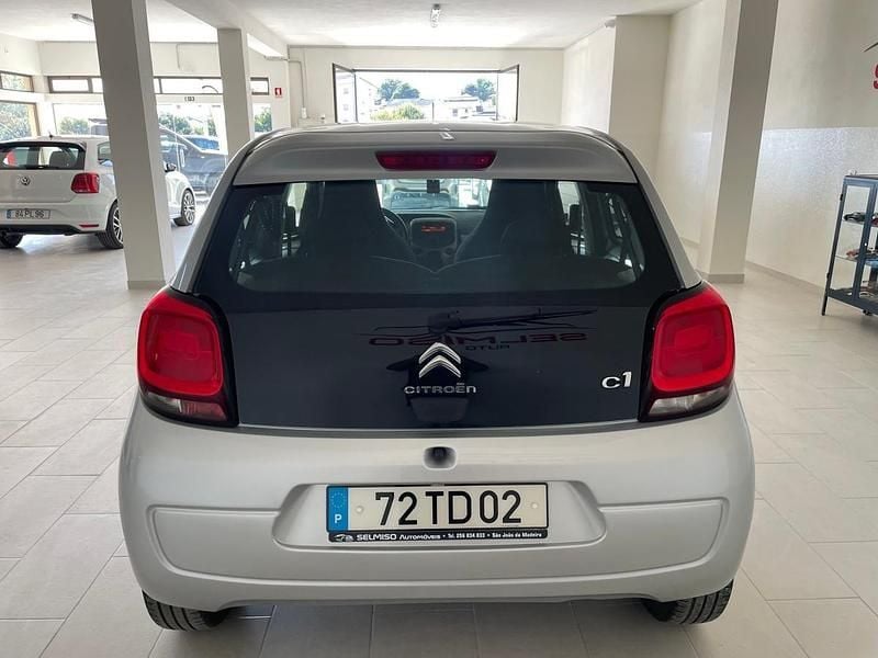 Usado Citroën C1 68 HP (50 kW) 2017 Cinzento Citadino