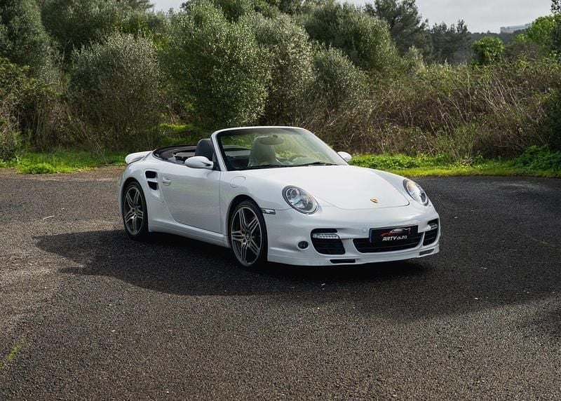 Usado Porsche 997 Turbo 480 HP (353 kW) 2008 Branco Cabrios