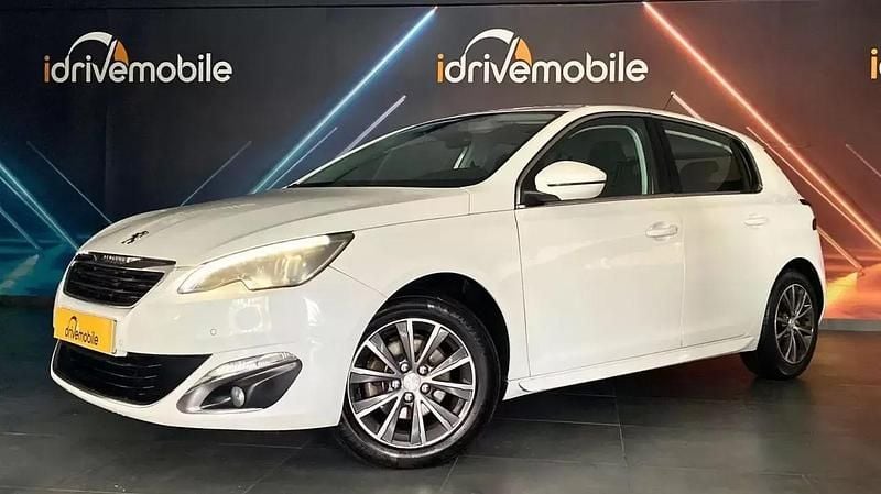 Usado Peugeot 308 130 HP (95 kW) 2014 Branco
