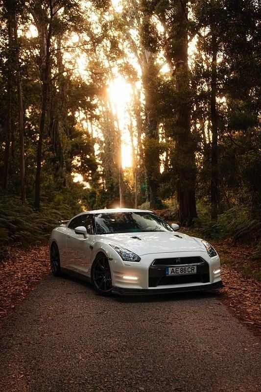 Branco Usado 2014 Nissan GT-R GT Coupé | € 125.000 - Imagem 1/4