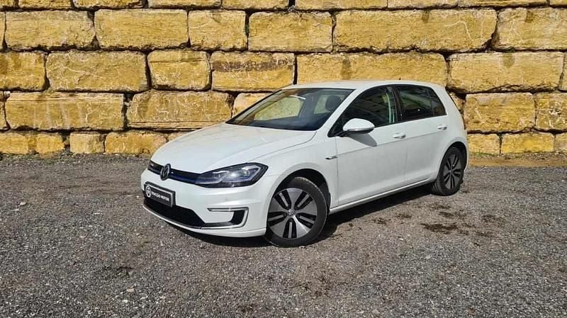 Usado VW e-Golf 100 kW (136 HP) 2018 Branco Citadino