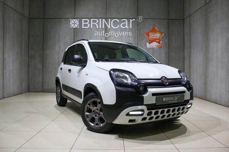 Usado Fiat Panda Cross Cross 70 HP (51 kW) 2022 Branco Citadino