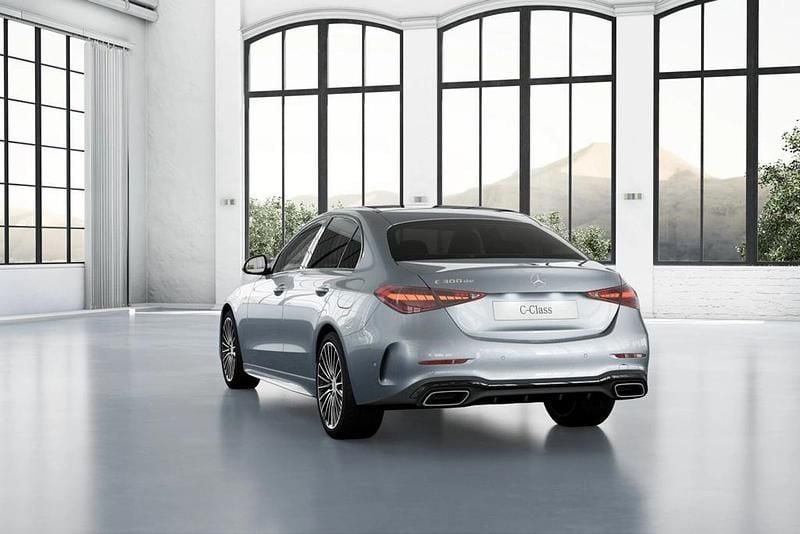 Novo Mercedes C300 313 HP (230 kW) 2025 Prateado Sedan
