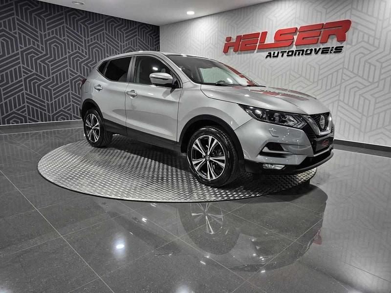 Cinzento Usado 2018 Nissan Qashqai SUV | € 19.900 (Preço elevado) - Imagem 1/4