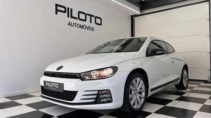 Branco Usado 2014 VW Scirocco Sport Coupé | € 15.490 - Imagem 1/4