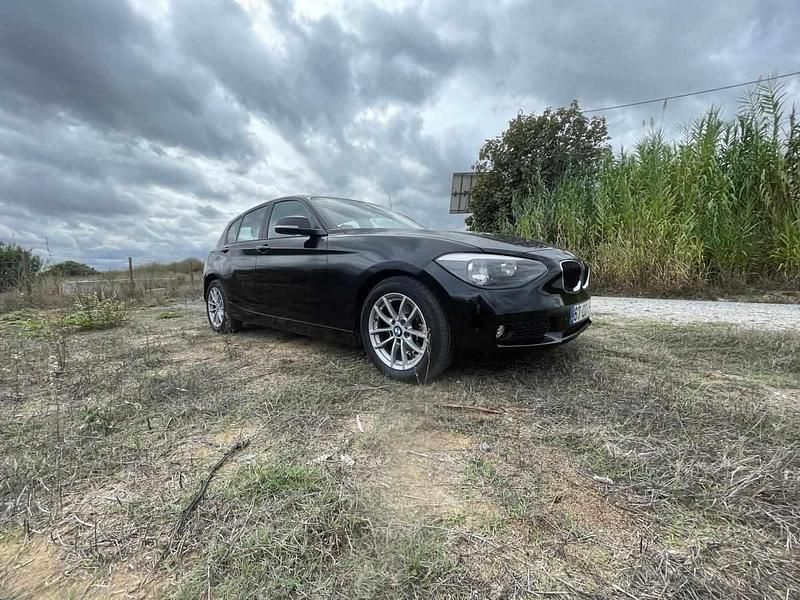 Preto Usado 2013 BMW 116 Citadino | € 11.000 (Preço justo) - Imagem 1/4