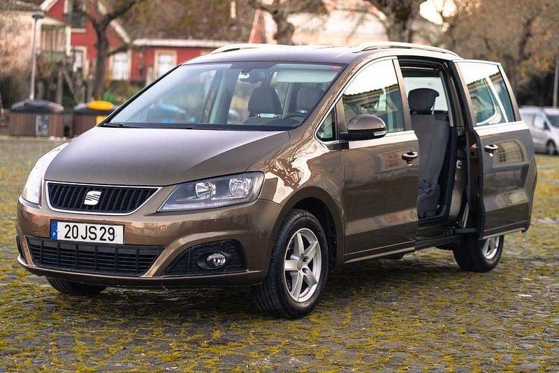 Usado Seat Alhambra Ecomotive 140 HP (102 kW) 2010 Monovolume